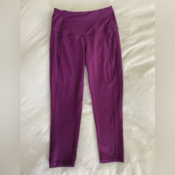 Victorias Secret Sport Purple Cropped Athletic Leggings size Small - Picture 2 of 7